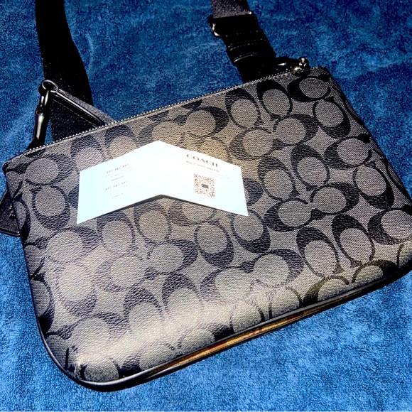 Coach purse - Picture 1 of 3